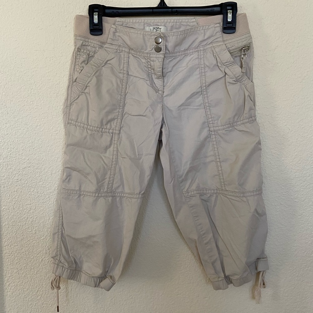 (4 for $15) Ann Taylor’s LOFT Marisa Cargo Capris